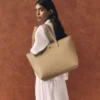 Anna Zip Tote